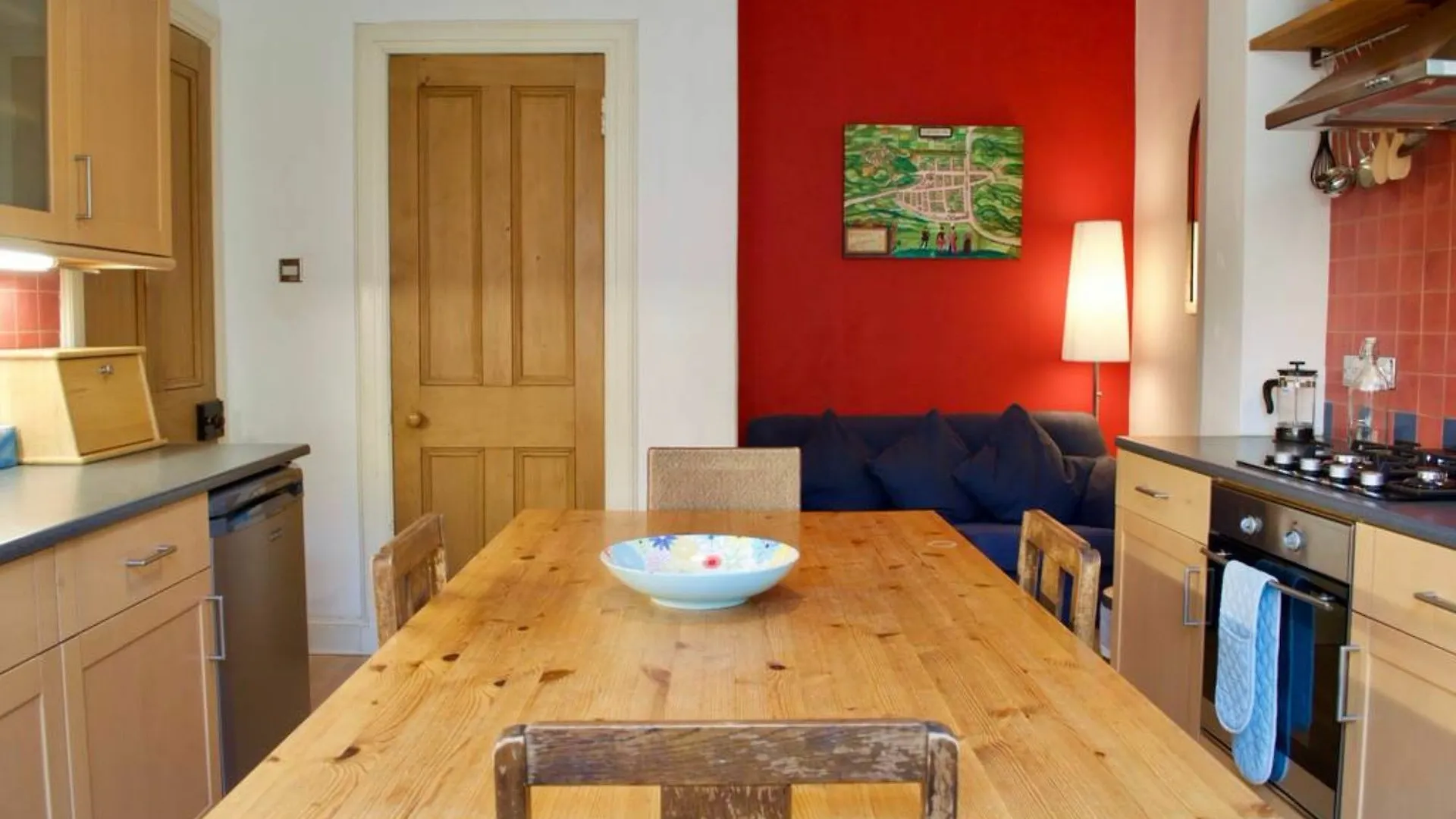 2 Bedroom Flat Near The Kings Theatre Edinburgh United Kingdom
