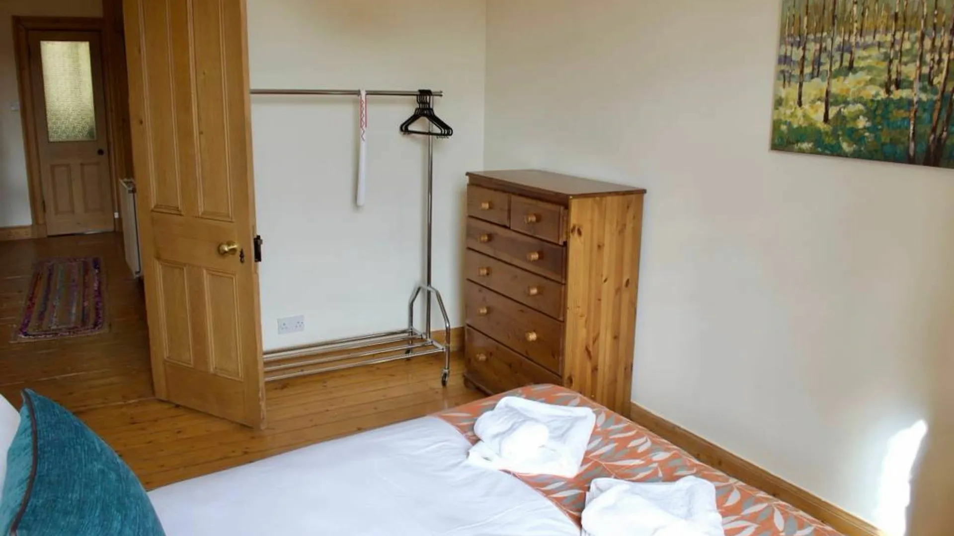 2 Bedroom Flat Near The Kings Theatre Edinburgh