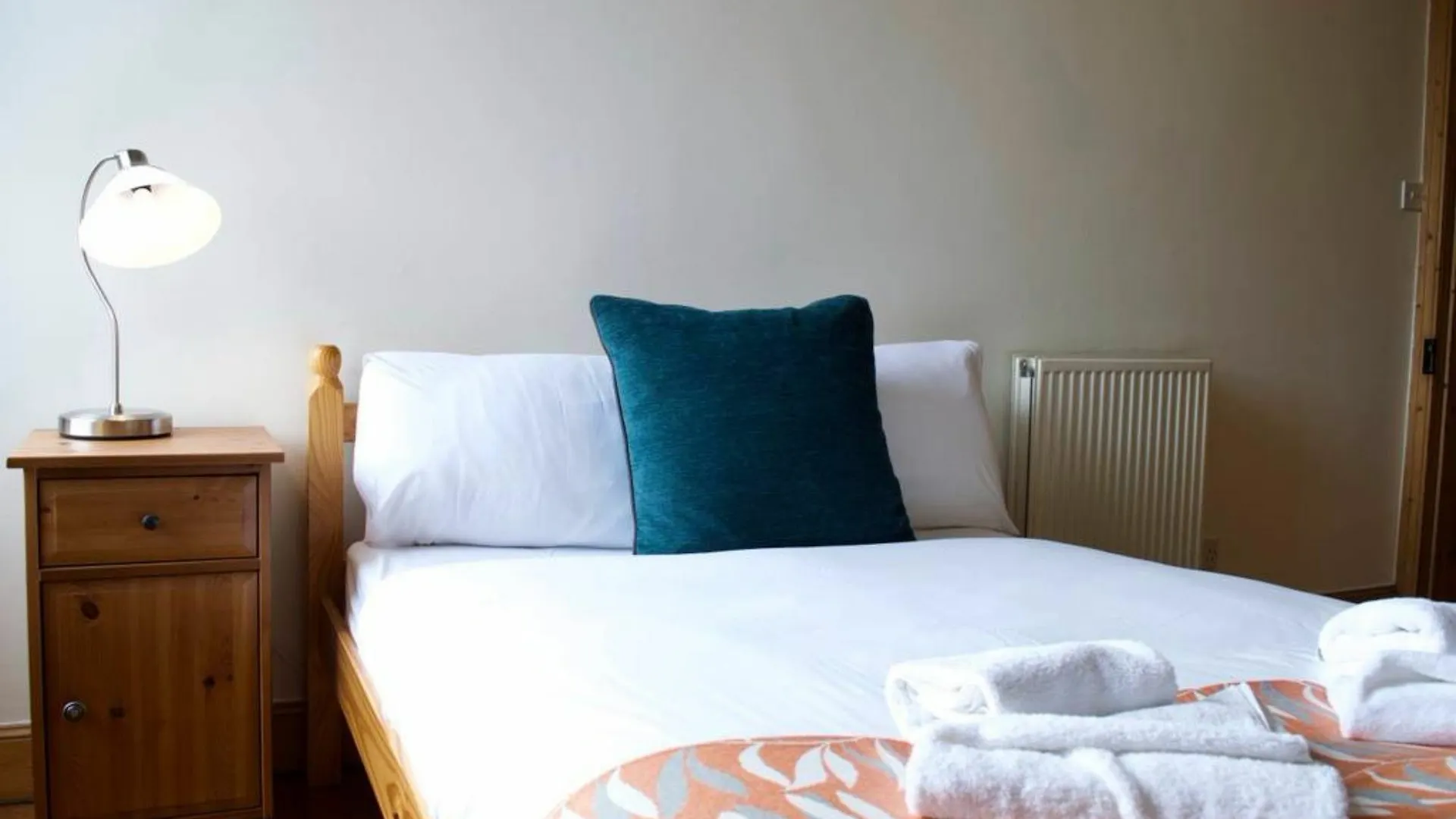 2 Bedroom Flat Near The Kings Theatre Edinburgh United Kingdom